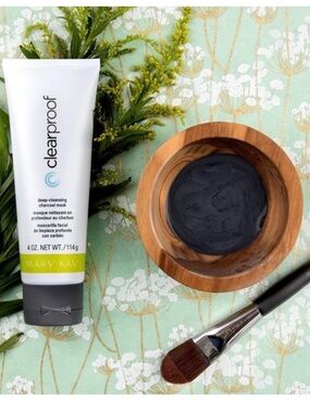 Mary Kay Clear Proof Deep-Cleansing Charcoal Mask. Skincare deep pore cleansing.